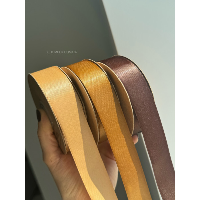 Лента атласная двостороння premium 2,5см коричневая
