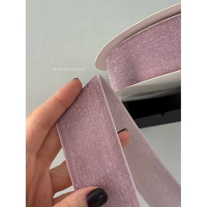 Стрічка оксамитова з блиском 4 см темно-пудрова