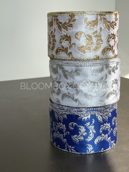 Стрічка атласна 6,3см з візерунком D10163 біла з золотом